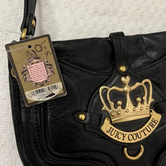 Juicy Couture Black Wristlet with Crown Gold Hardware. NWT 🎁